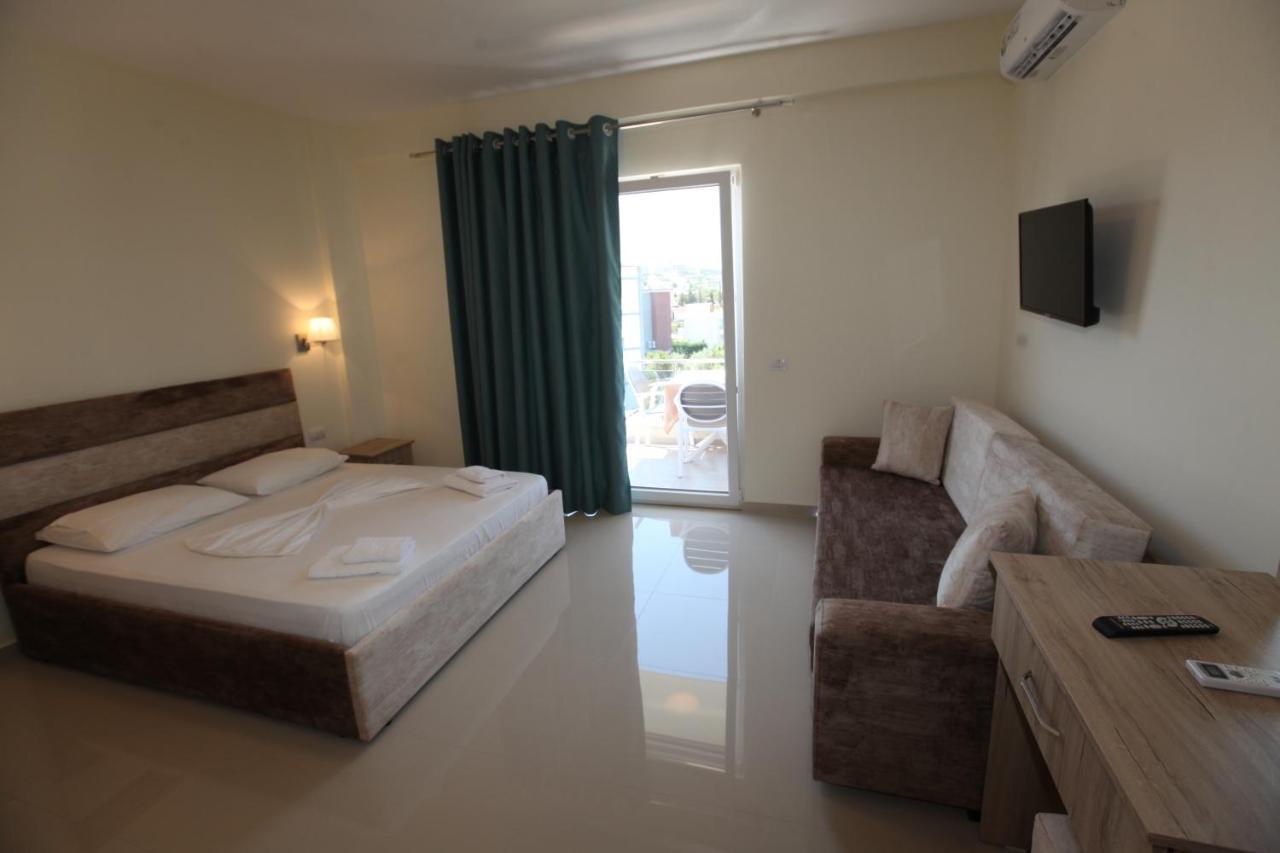 Aparthotel Golden Ksamil